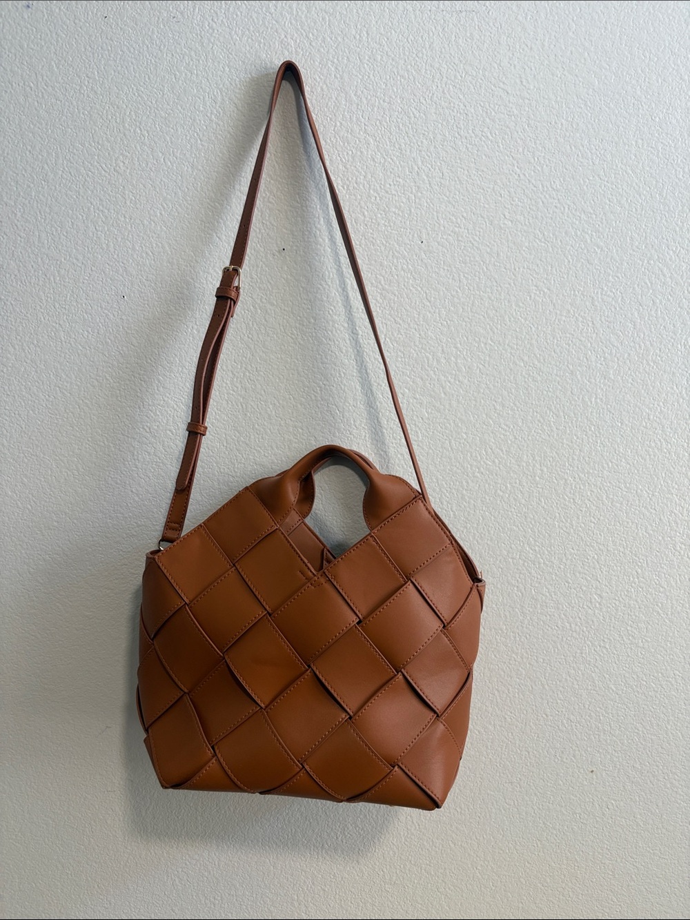 Woven Leather Effect Crossbody Bag - Brown